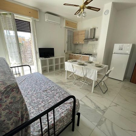 Residence Adriano Lido Adriano Extérieur photo